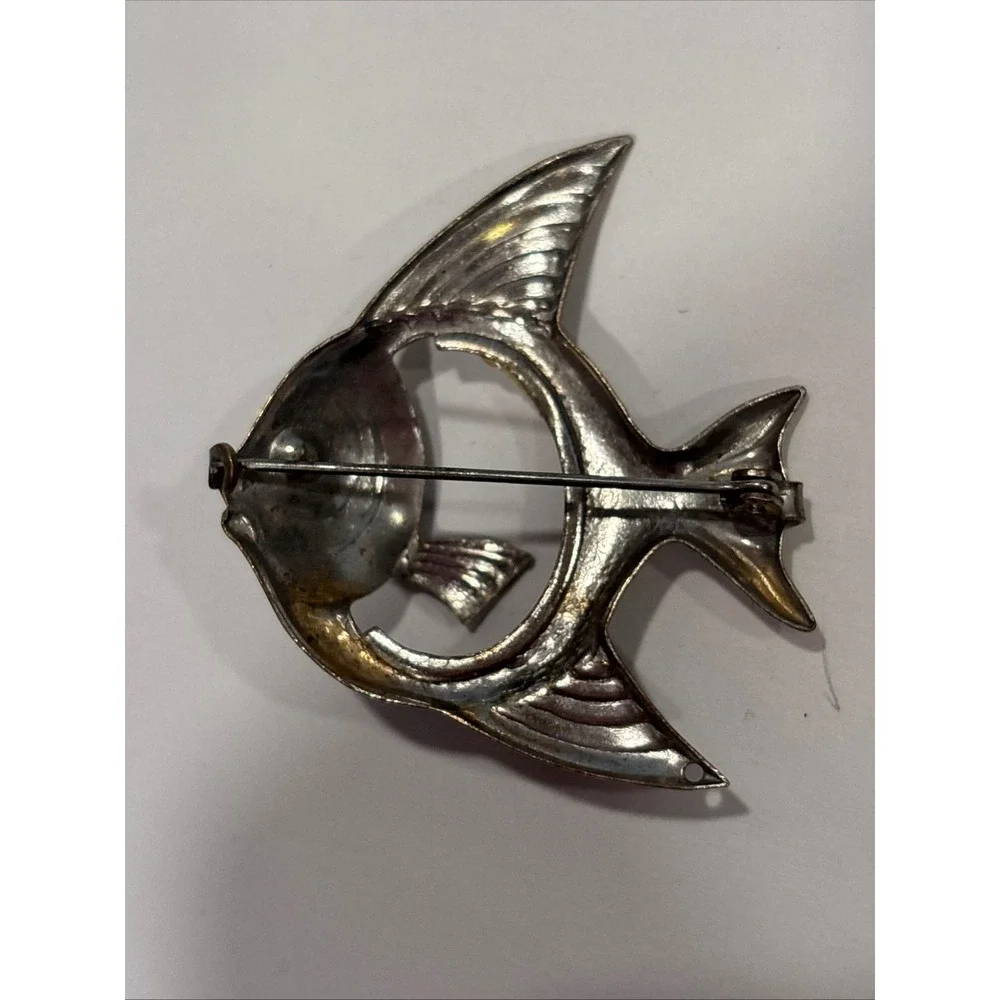 Vintage MCM Silver Tone Angelfish Brooch Green Rhinestone Eye Tropical Fish Pin